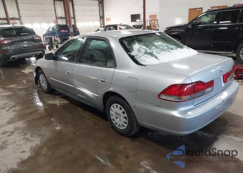 2001 Honda Accord Value Package z USA, uszkodzony, nr VIN 1HGCF86601A094755